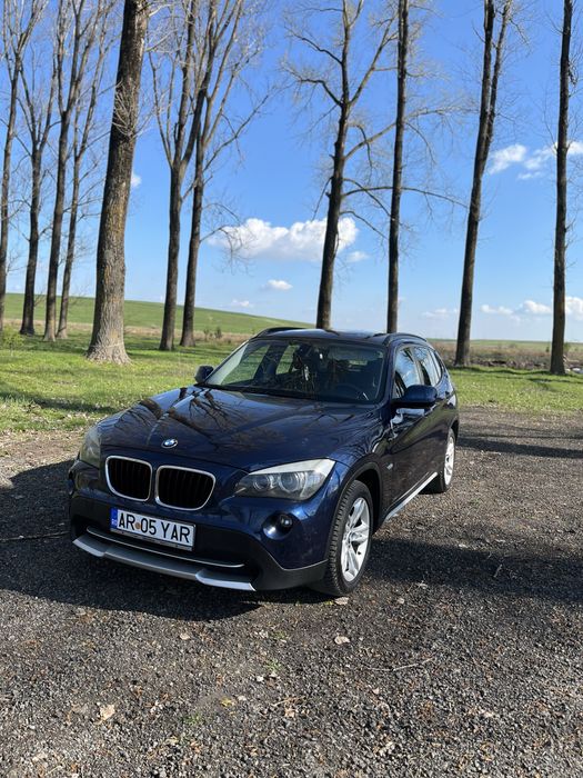 Vând bmw x1 2011
