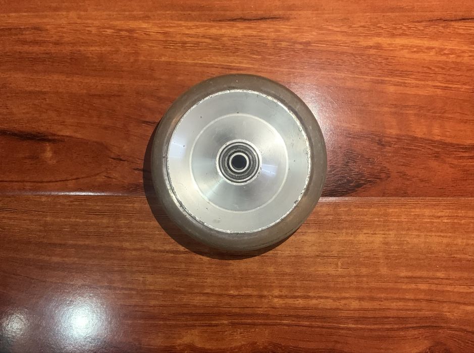 Детали на трюкавой самокат