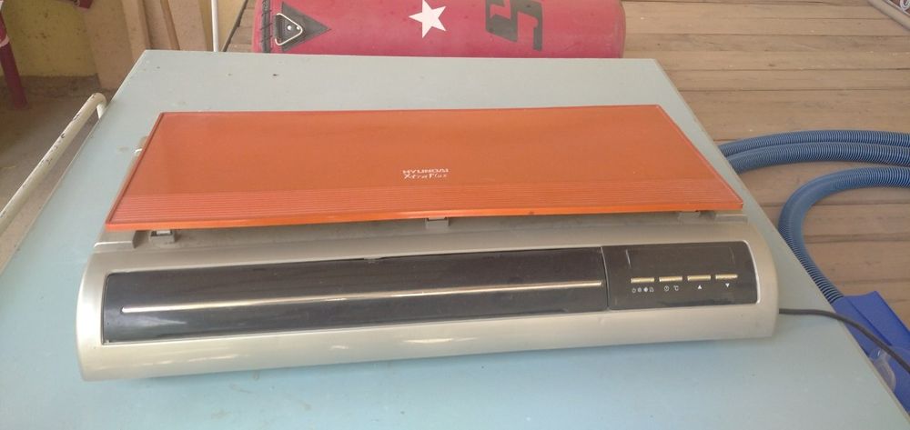 Обогреватель настенный hyundai