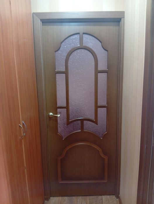 Продам двери межкомнатные