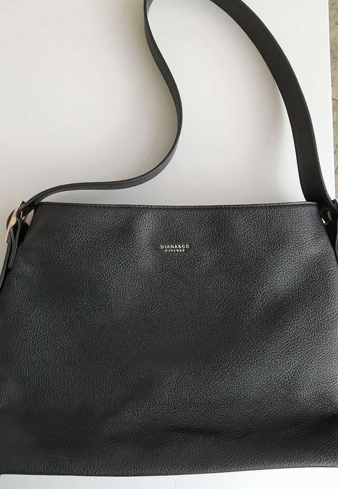 Класическа черна чанта Diana & Co от еко кожа