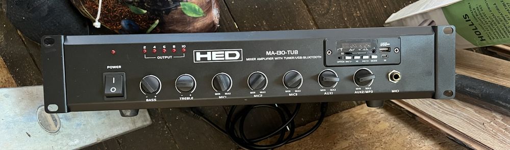 Amplificator audio plus boxe