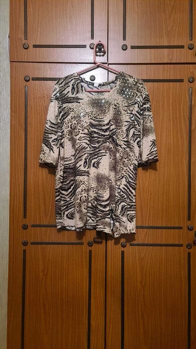 Блузки, кофточки женские