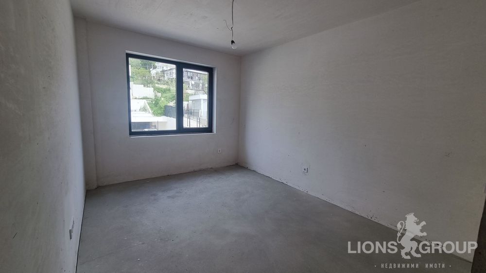 Продава се Четиристаен апартамент в Варна, Бриз - 144 кв.м за 1382 €/кв.м - Снимка #8