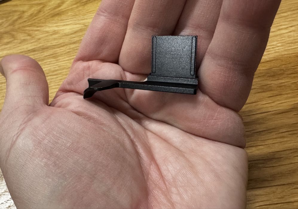 Squarehood thumb-up grip за Fujifilm X100V/X100VI