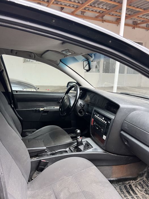 Opel omega b 2002 2.0L