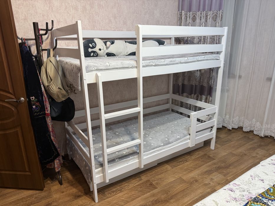 Продам двухспальную кровать