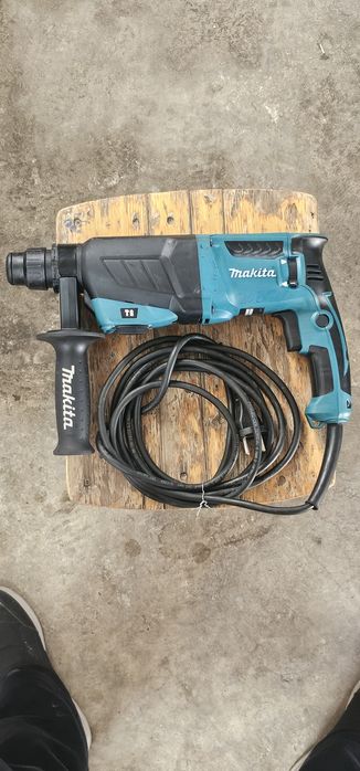Перфоратор Makita