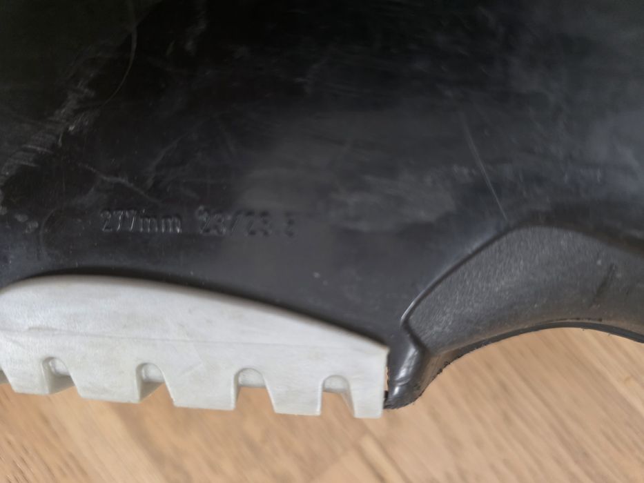 Clăpari Salomon mărime 23