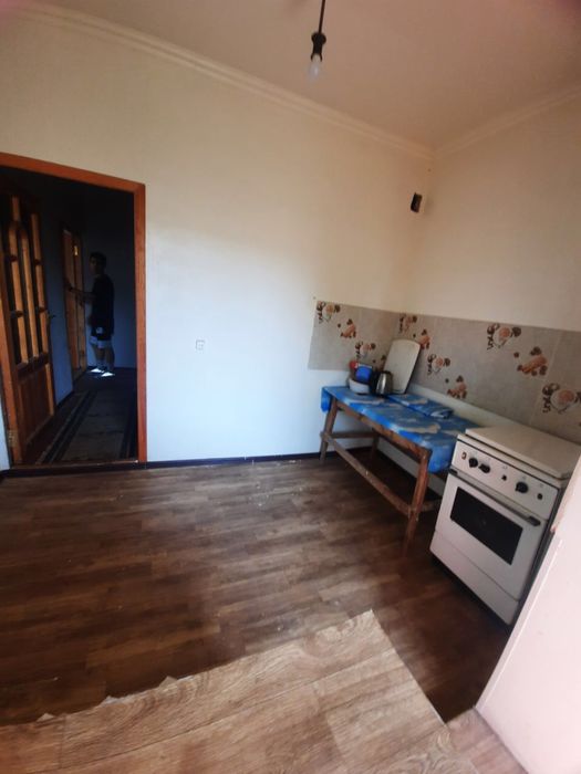 2 xonali Kvartira sotladi