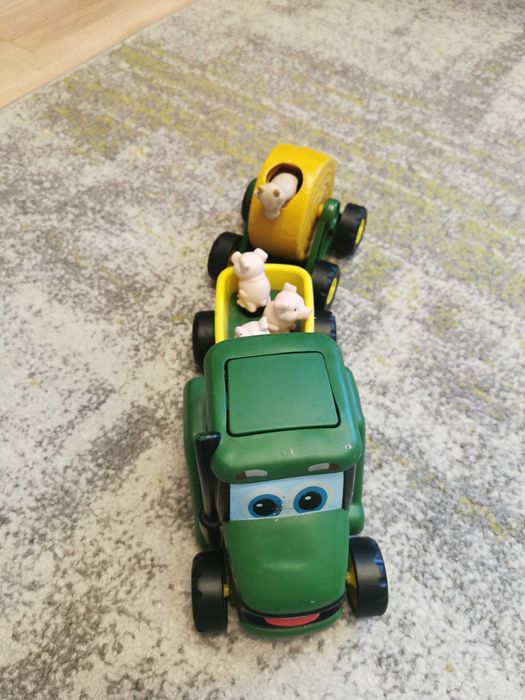 John Deere- cu animale de la fermă