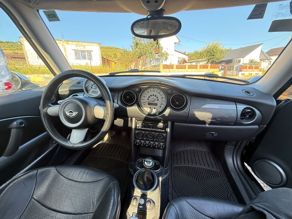 Mini cooper recent adus in tara
