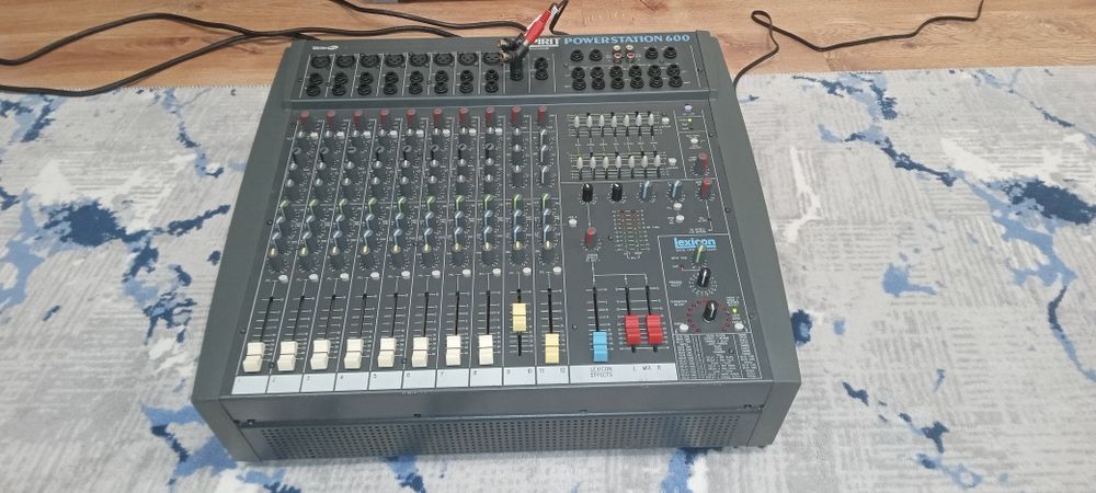 Vand sau schimb mixer activ