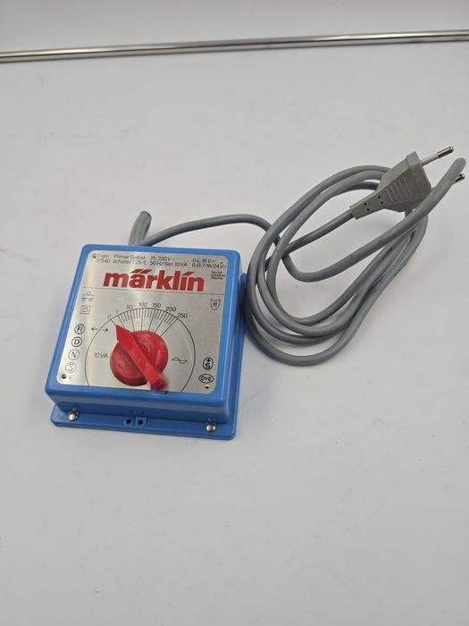 Alimentator Marklin