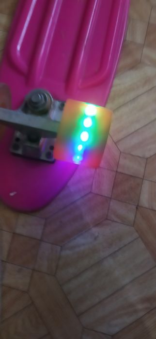 Продам Скейт борт для девочки 

Вастап пишет ил