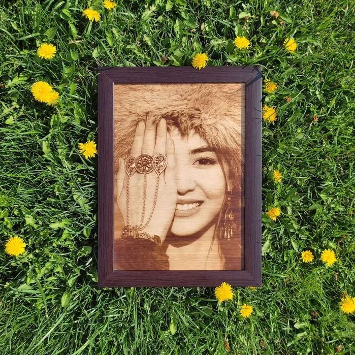 Продаю бизнес: портреты на дереве