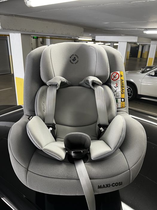 Столче за кола Maxi Cozi Pearlpro2 i-size + база за кола Familyfix3
