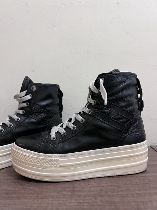 Дамски обувки Guess