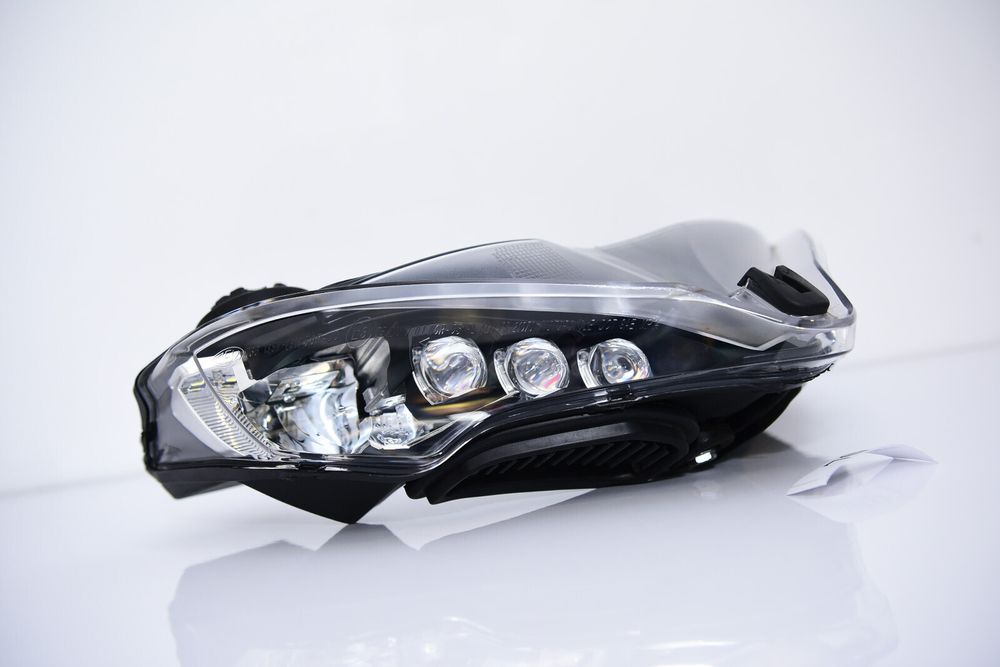 Ducati Multistrada 1200 / Enduro 2015 - 2018 far cu LED OEM 52010315B