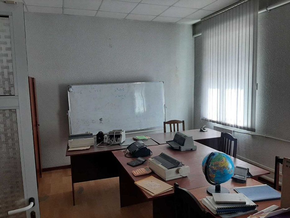 Bino Biznes uchun arendaga beriladi
