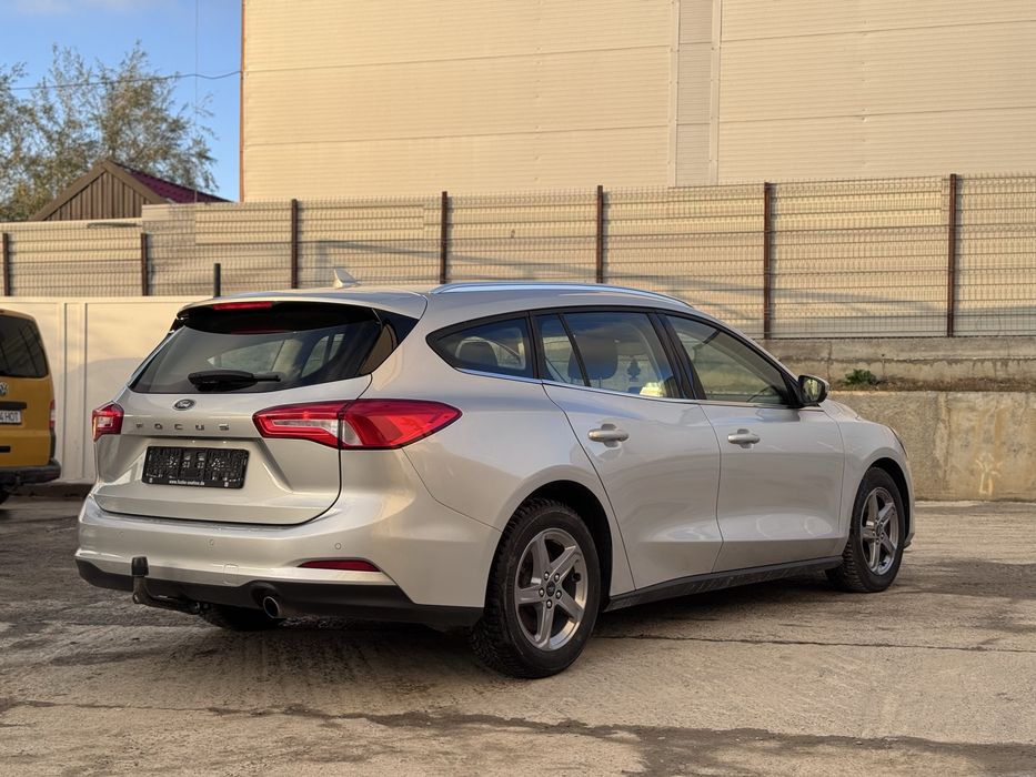 FORD Focus 2020 — imagine 4