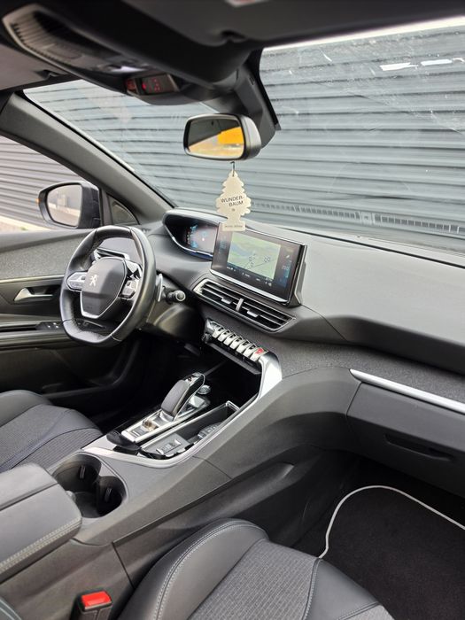 Peugeot 3008 2023 hibrid, 18.297 € — imagine 5