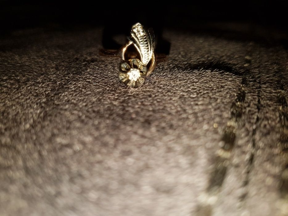 Кольцо с бриллиантами 585 пробы, 17.5 раз