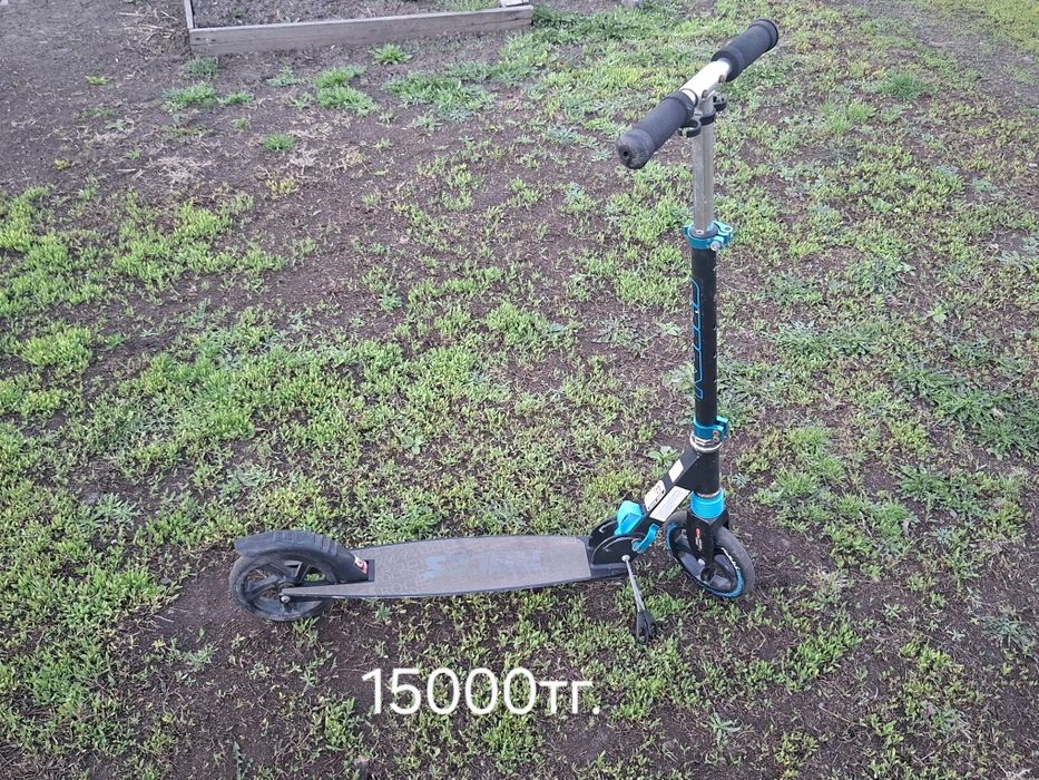 Продам самокат в отличном состоянии.