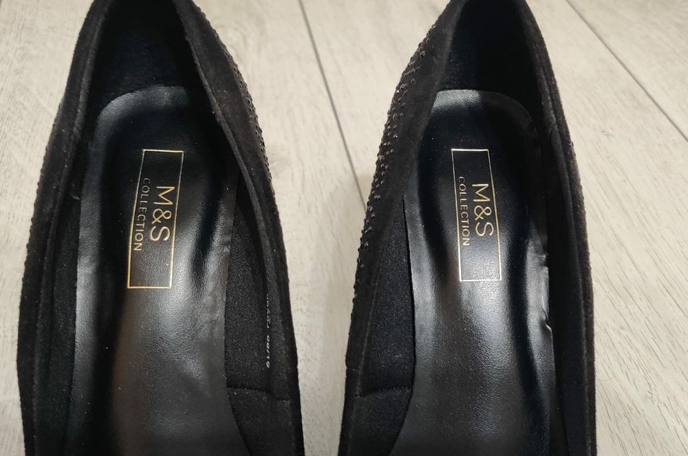 Încălțări/ pantofi eleganți de damă. Mărimea 38,5. Marks & Spencer