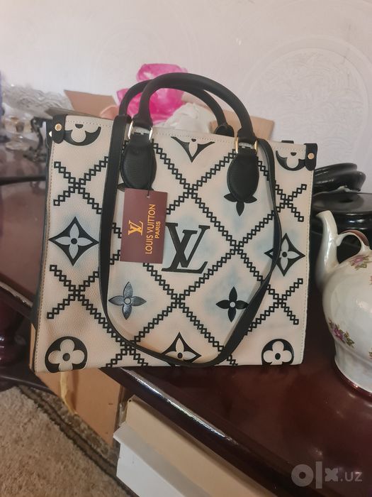 Сумка Lv новая покупали В Европе