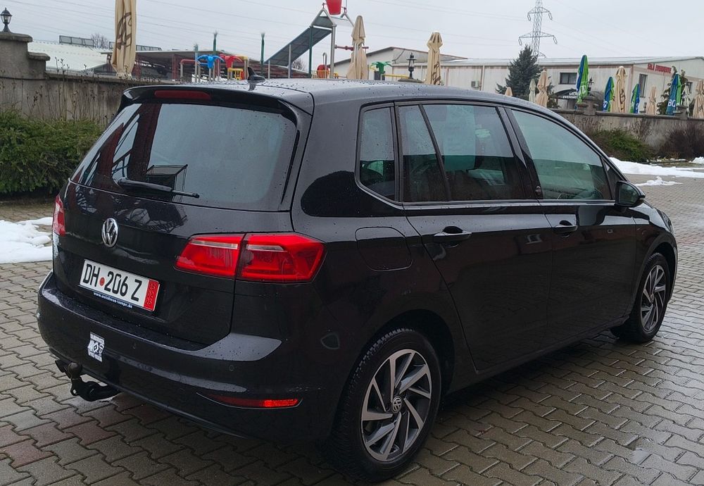 Vw golf 7 sportsvam 2.0 tdi 150 cp euro 6 2018