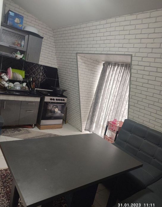 Срочно продам Чиланзар 17 квартл 2/7/7 мансарда