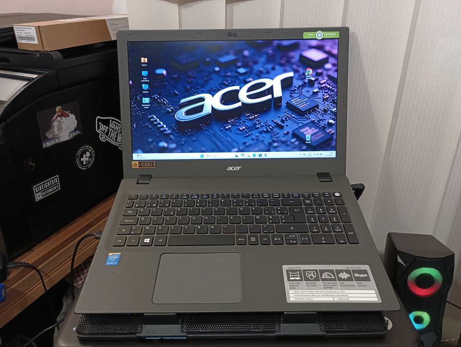 Лаптоп Acer Aspire E15  i5-4210U / 15,6"