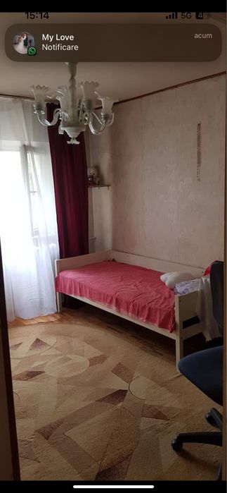 Vand apartament 3 camere..
