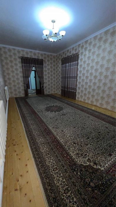 Ijaraga Uy  OXUga yaqin Student Qizlaga BERILADi agenstva xizmati yoq