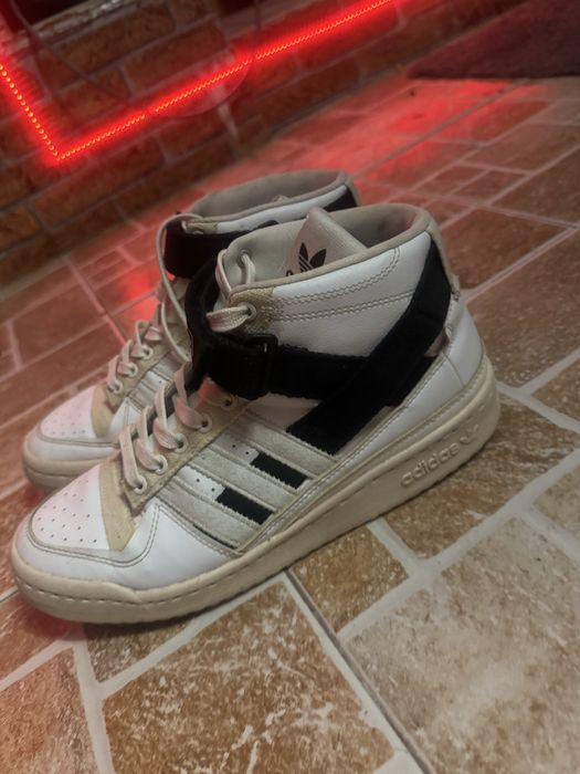 Adidași mărimea 42 41