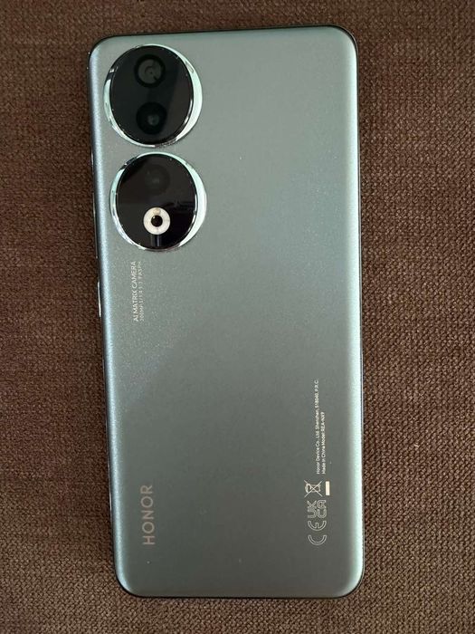 Телефон - HONOR 90