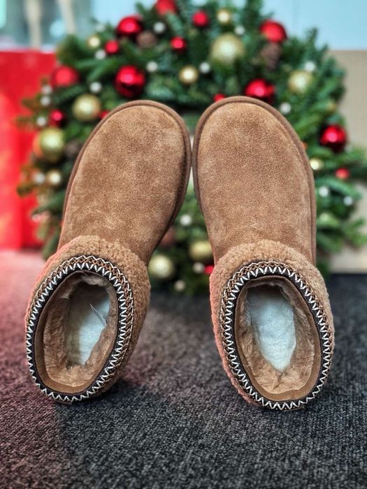 Чисто нови боти UGG (37номер)- бежов цвят