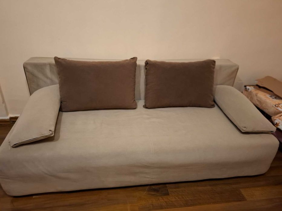 Диван,двуцветен,разтегаем