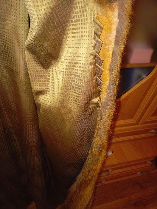 Palton de blana    .