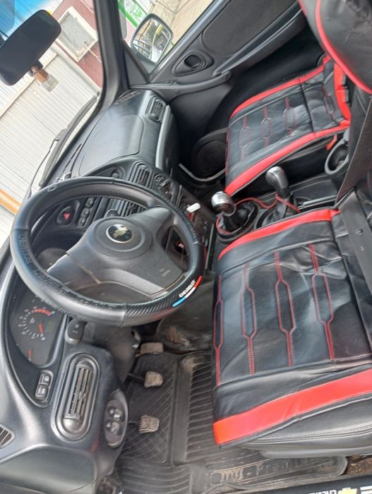 Продам Шевролет нива