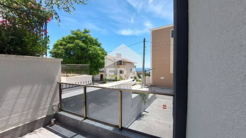 Продава се Двустаен апартамент в Варна, Бриз - 96 кв.м за 1948 €/кв.м - Снимка #1