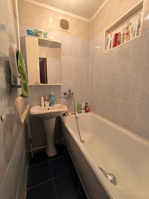 2-к40.5м²2/5 э у Киевская,  7