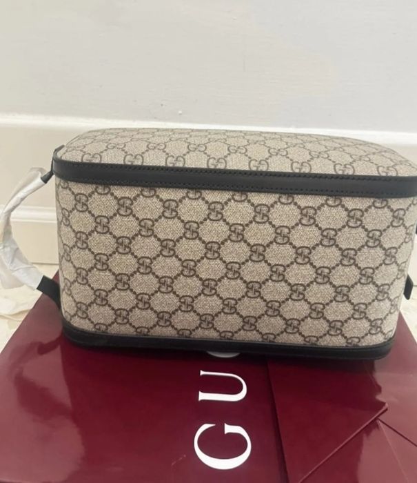 Gucci Vanity Handbag/Unisex gucci vanity bag