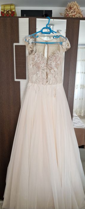 Vând rochie mireasă