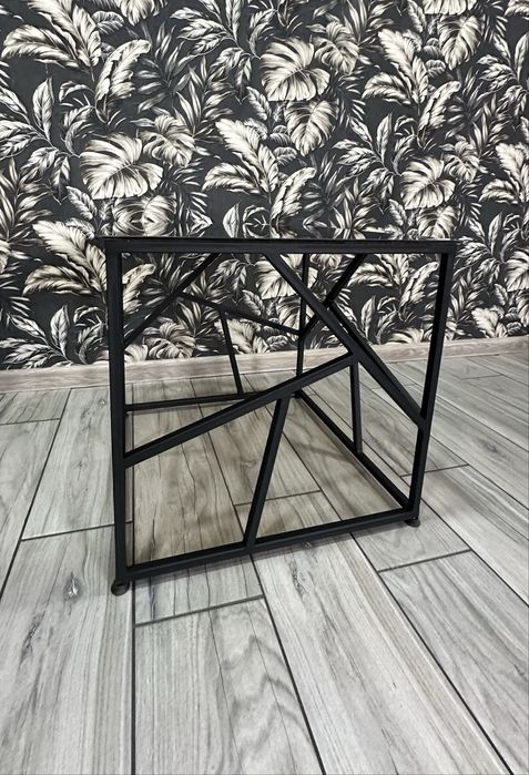 Журнальный столик