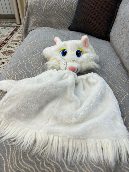 Продам новогодие костюмы