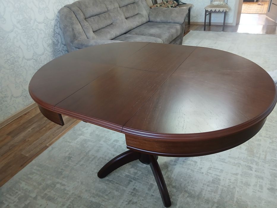 Продам стол в отличном состоянии