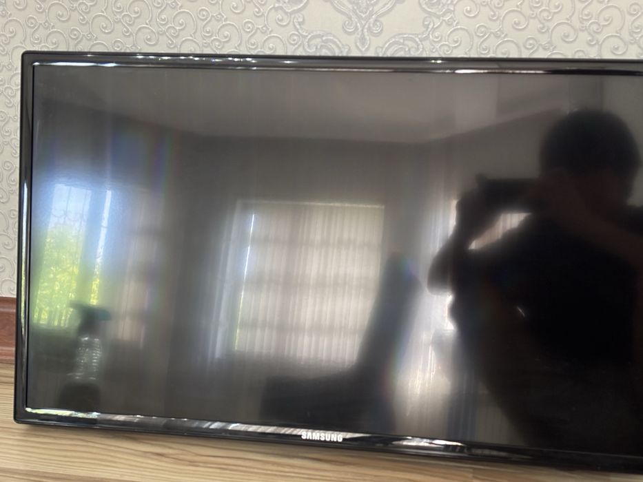 Телевизор Samsung 32 дюйма