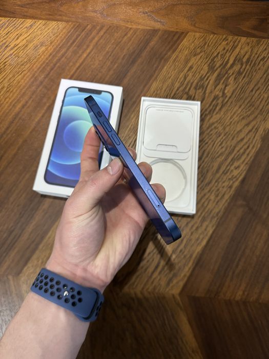 Iphone 12 blue не вскрывался без ремонта